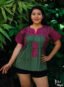 Blusa bordada San Antonino verde olivo con bordado magenta
