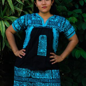 Vestido corto San Antonino negro con  bordado azul