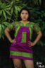Vestido corto San Antonio violeta con bordado verde