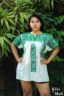 Blusa San Antonino estampada con bordado verde