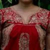 Vestido largo San Antonino rojo con bordado dorado