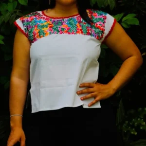 Blusa San Antonino blanca sin manga con bordado multicolor