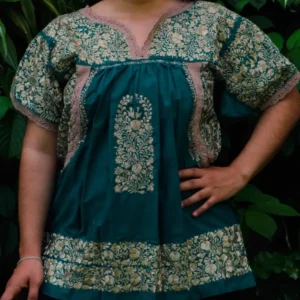 Blusa bordada San Antonino verde con bordado dorado