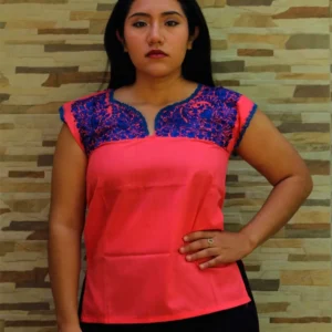 Blusa San Antonino Salmón con bordado azul
