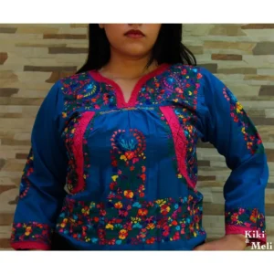 Blusa San Antonino azul con bordado multicolor