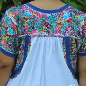 CC008-VESTIDO-BORDADO-SANANTONINO (5) Vestido largo San Antonino blanco con bordado multicolor