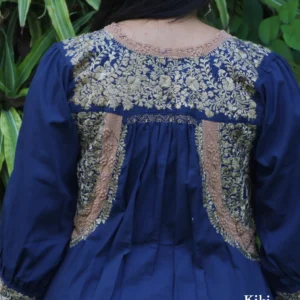 CC013-VESTIDO-BORDADO-SANANTONINO (5) Vestido San Antonino azul con bordado dorado