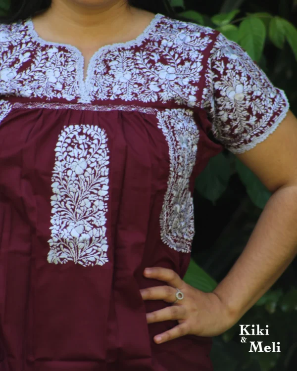 LS007-BLUSA-BORDADA-SANANTONINO (2) Blusa San Antonino vino con bordado plata