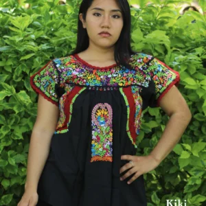 Blusa bordada San Antonino negra con bordado multicolor