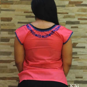 Blusa San Antonino Salmón con bordado azul