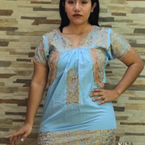 SC003-VESTIDO-BORDADO-SANANTONINO (1) Vestido San Antonino azul con bordado dorado